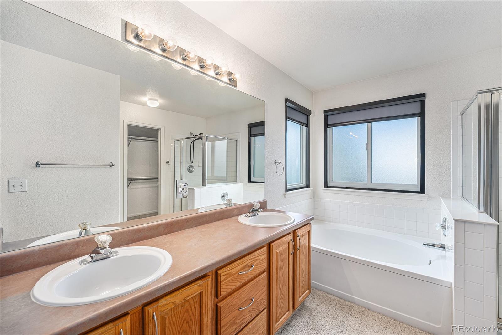MLS Image #19 for 5583  helena street,denver, Colorado