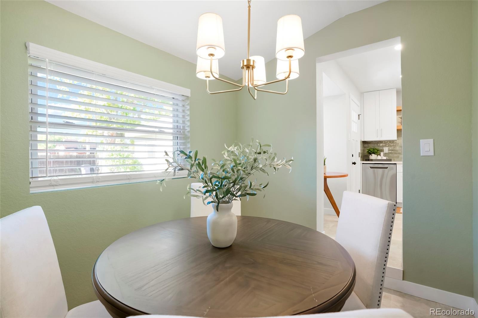 MLS Image #11 for 3301  bellaire street,denver, Colorado