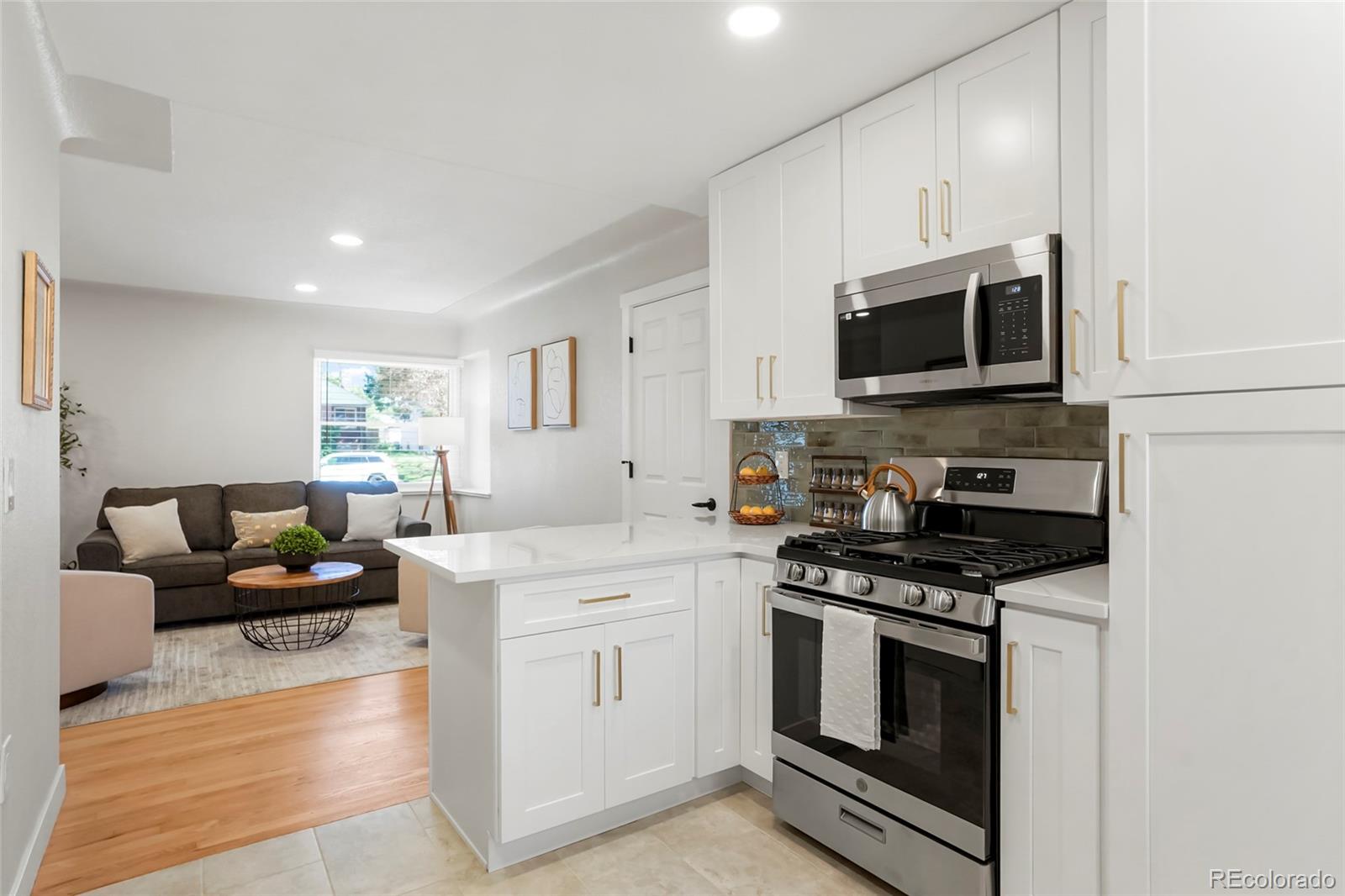 MLS Image #5 for 3301  bellaire street,denver, Colorado