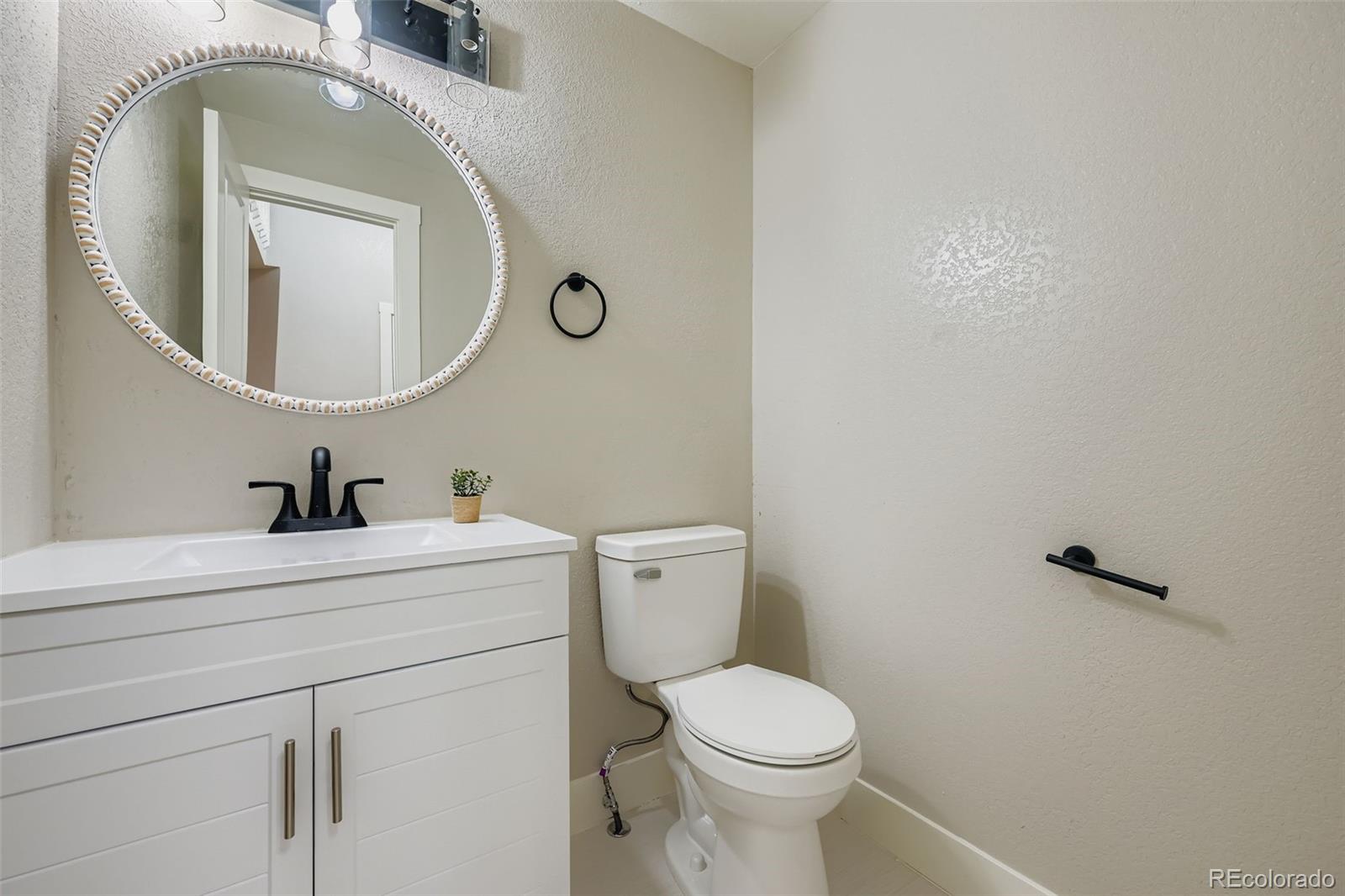 MLS Image #13 for 19872 e stanford avenue,centennial, Colorado
