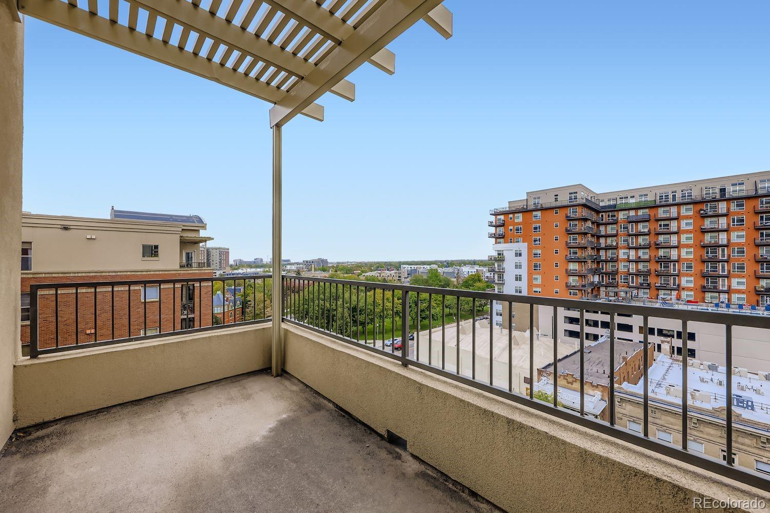 MLS Image #18 for 1975 n grant street 827,denver, Colorado