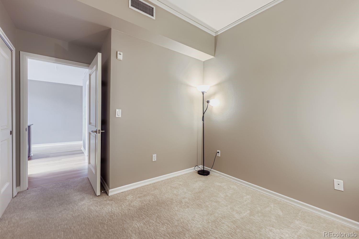MLS Image #20 for 1975 n grant street 827,denver, Colorado