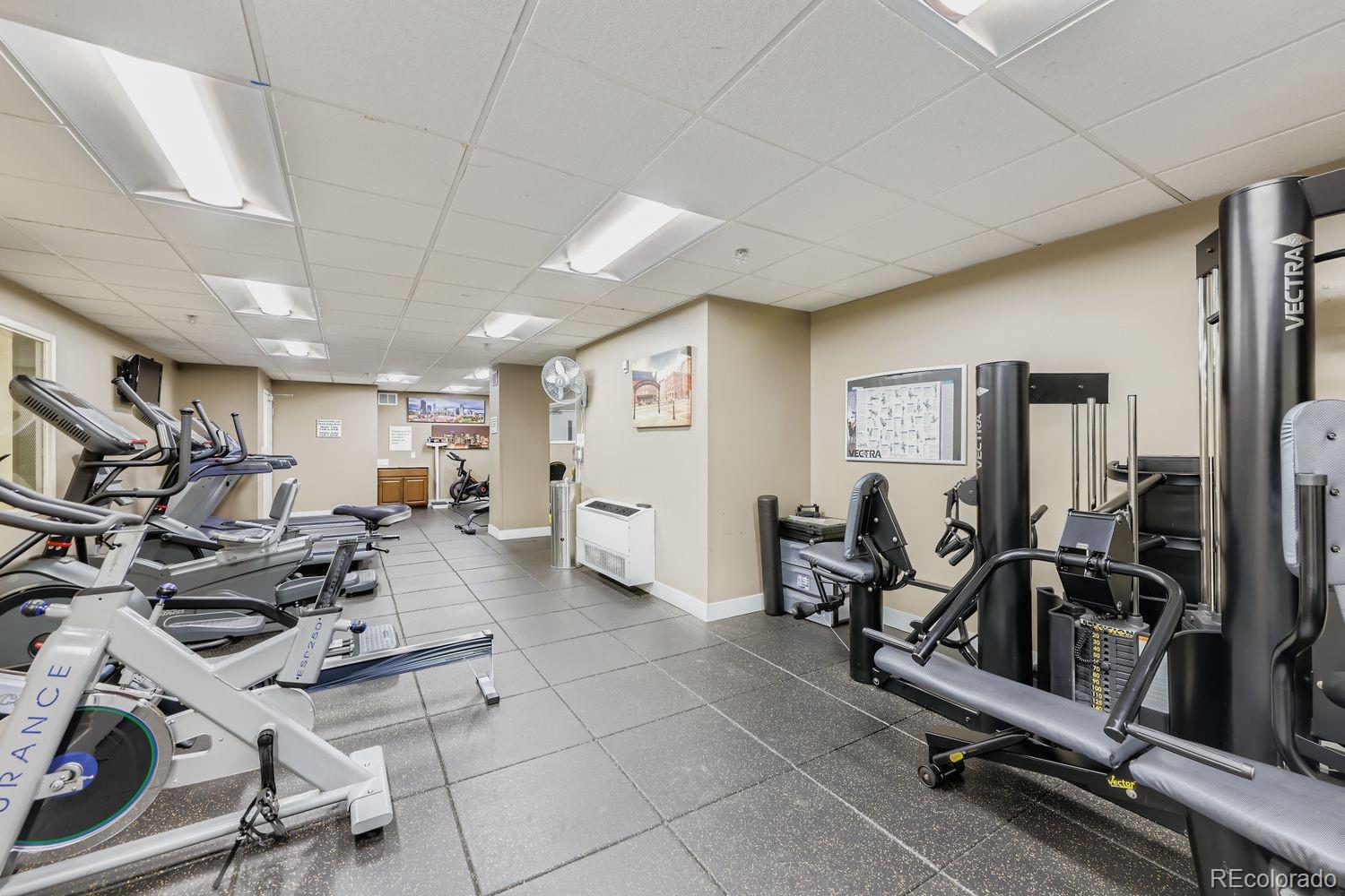 MLS Image #25 for 1975 n grant street 827,denver, Colorado