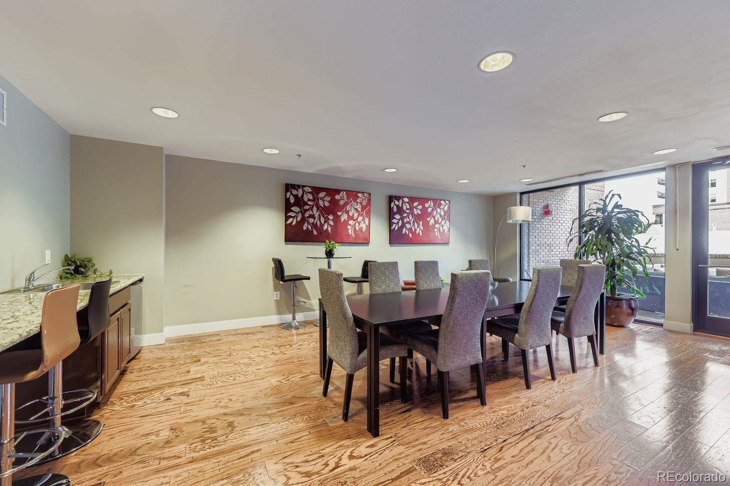 MLS Image #26 for 1975 n grant street 827,denver, Colorado