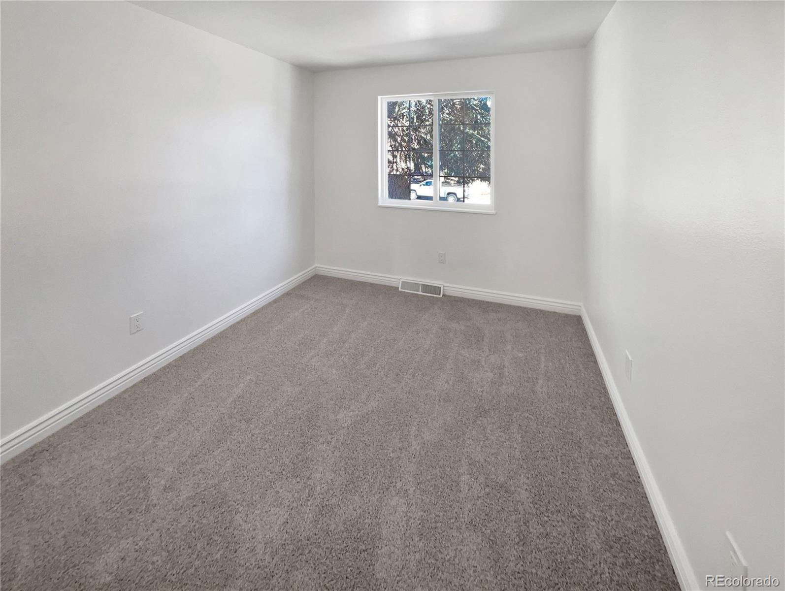 MLS Image #18 for 2139 s ouray street,aurora, Colorado