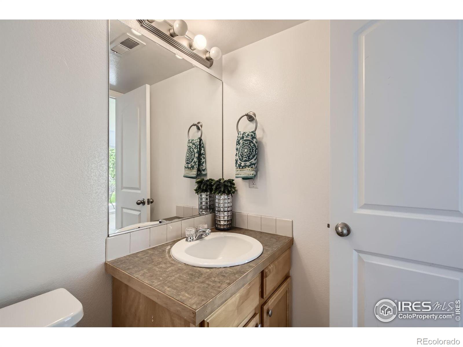 MLS Image #20 for 2220  woodbury lane,fort collins, Colorado