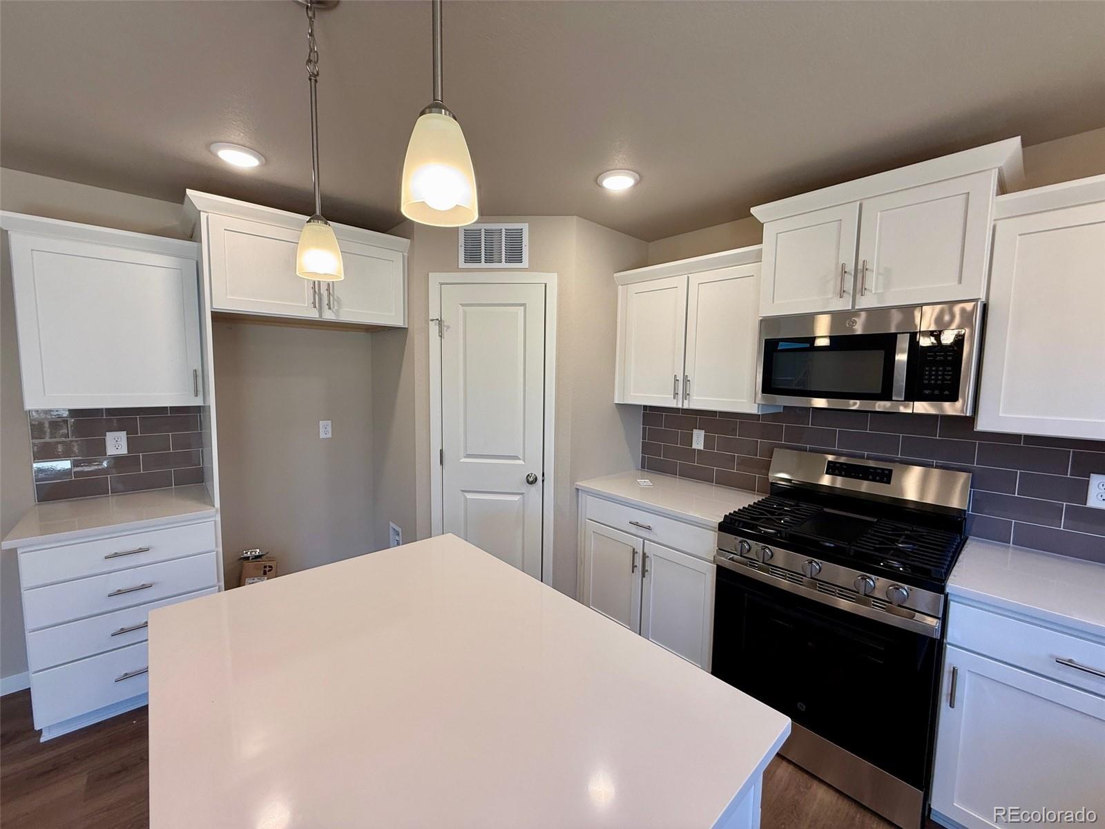 MLS Image #2 for 726 n carrie court,watkins, Colorado