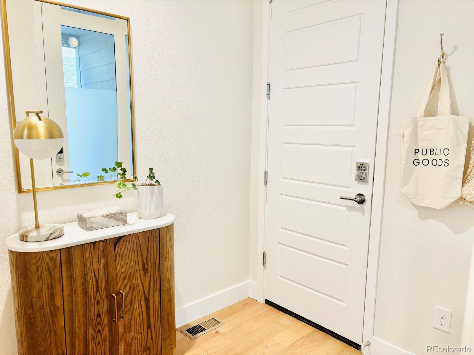 MLS Image #11 for 6058  beeler court,denver, Colorado