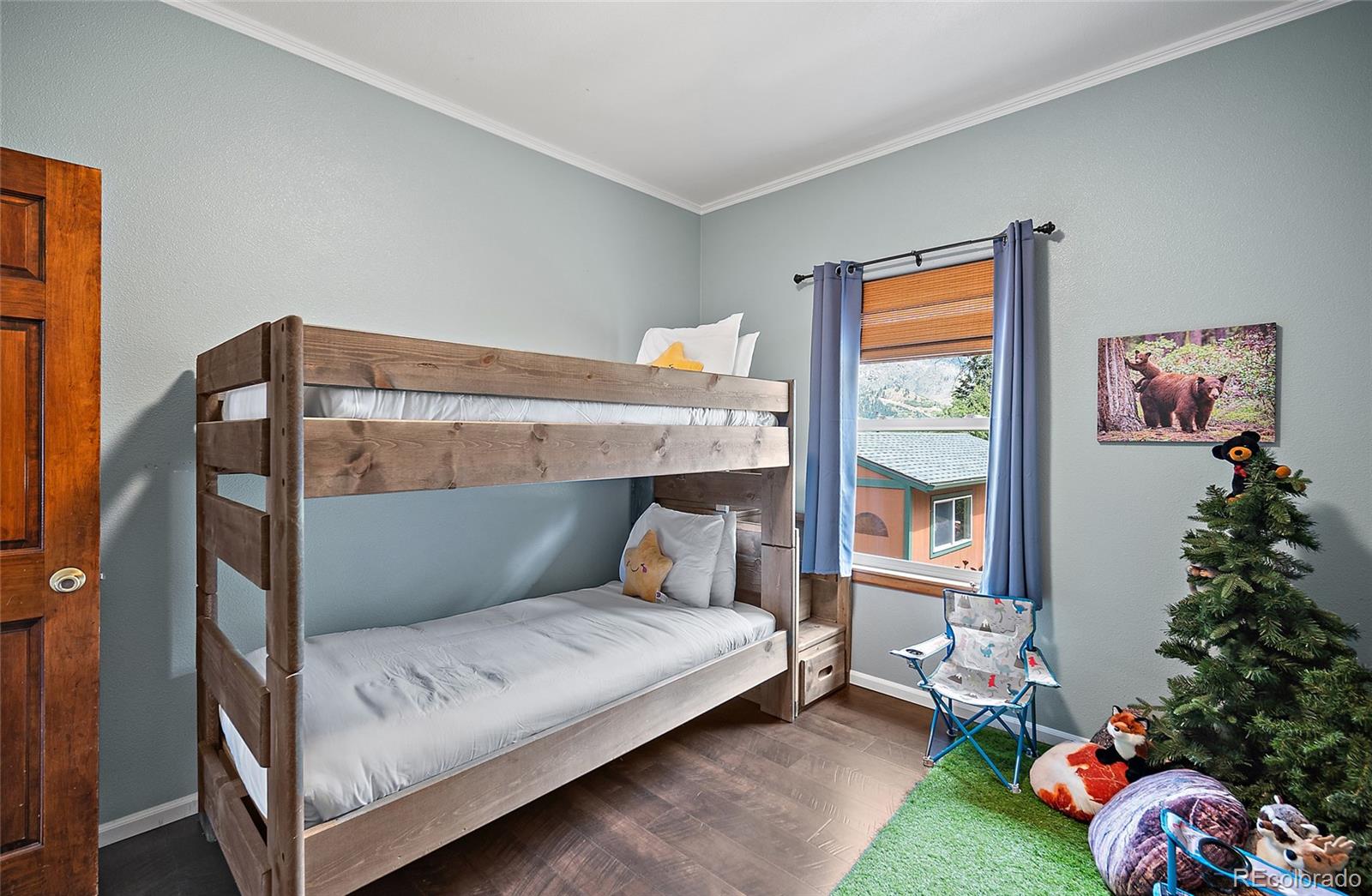 MLS Image #16 for 9845  mesa road,cascade, Colorado