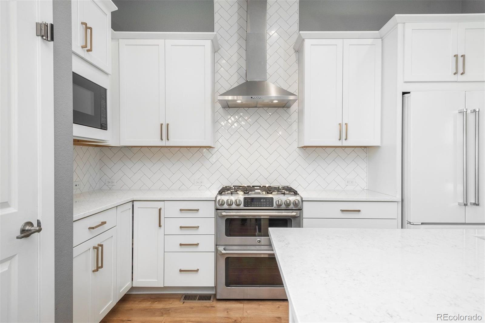 MLS Image #1 for 8748 e 54th place,denver, Colorado