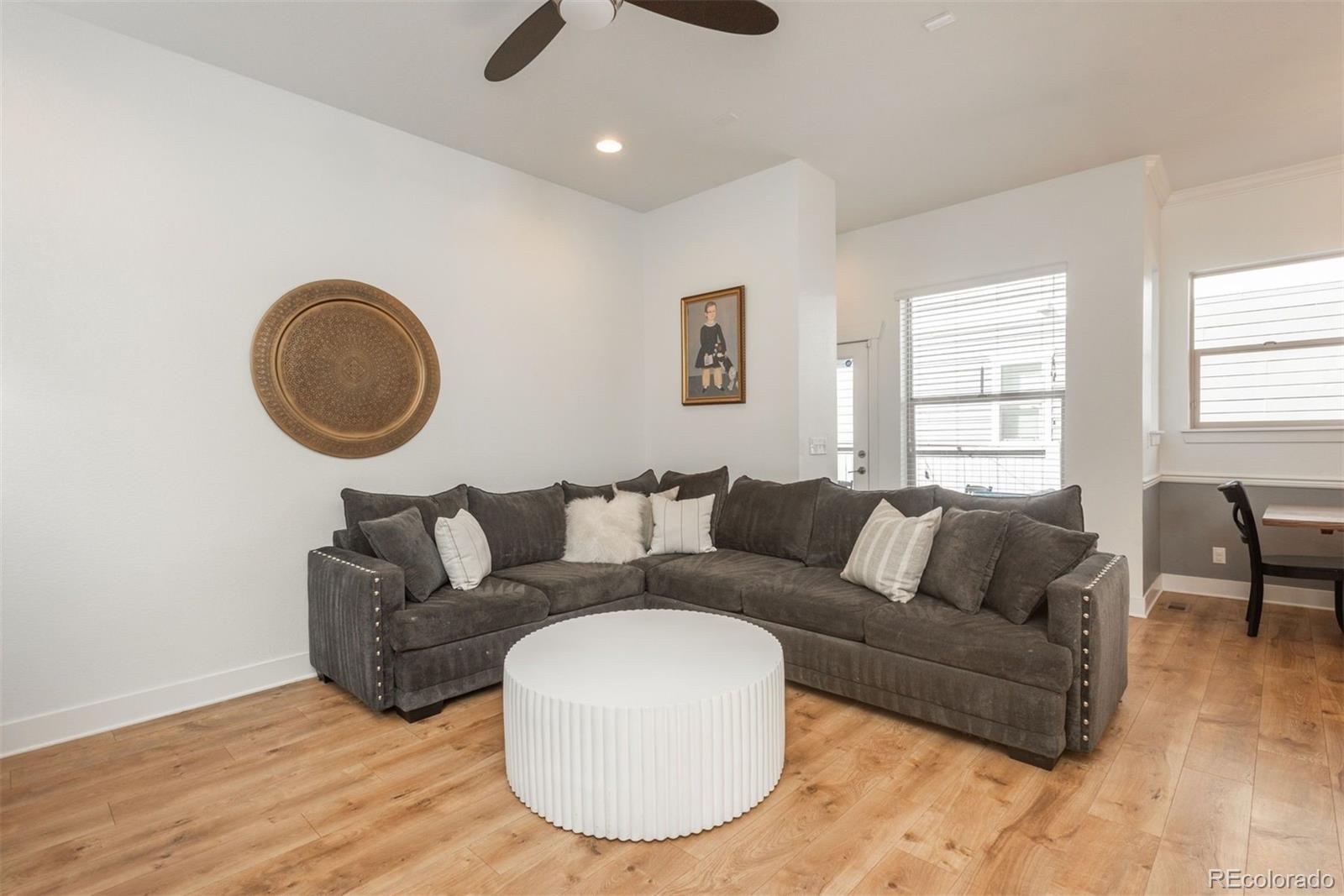 MLS Image #14 for 8748 e 54th place,denver, Colorado