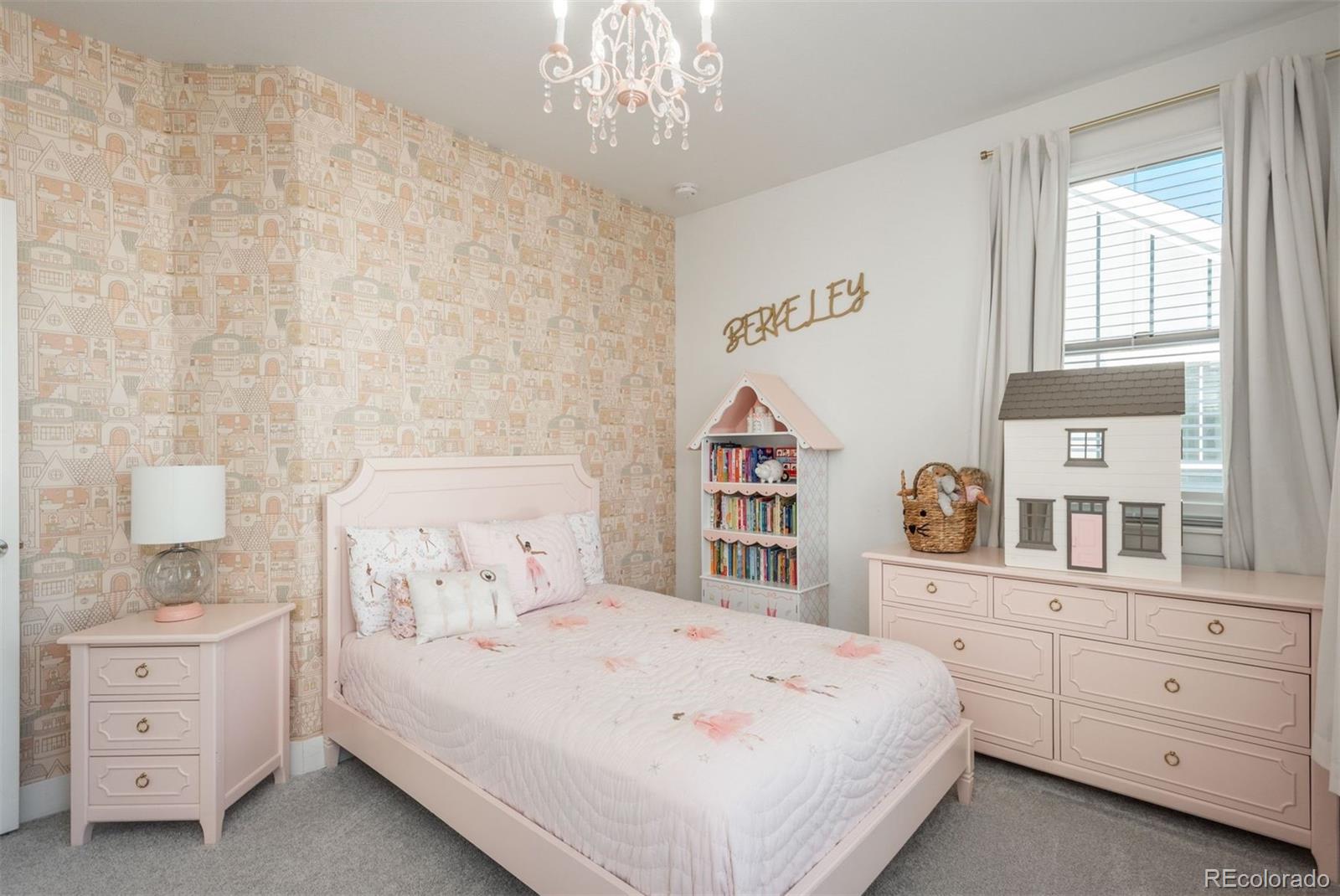 MLS Image #24 for 8748 e 54th place,denver, Colorado