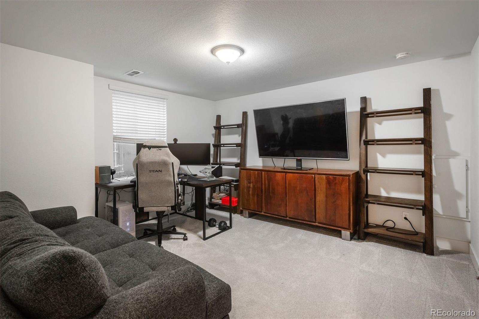 MLS Image #36 for 8748 e 54th place,denver, Colorado