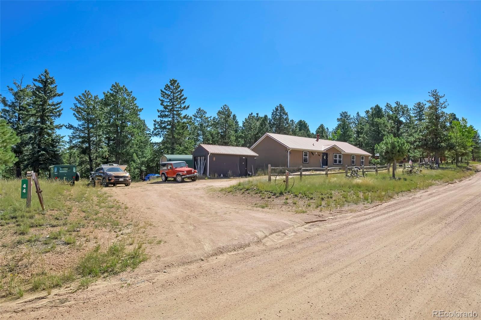 MLS Image #3 for 44  southpark road,florissant, Colorado