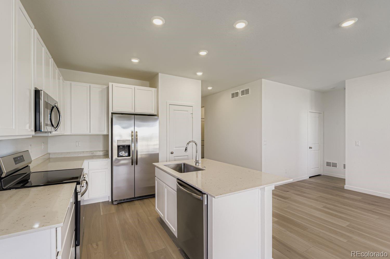 MLS Image #4 for 39847  bradley street,elizabeth, Colorado