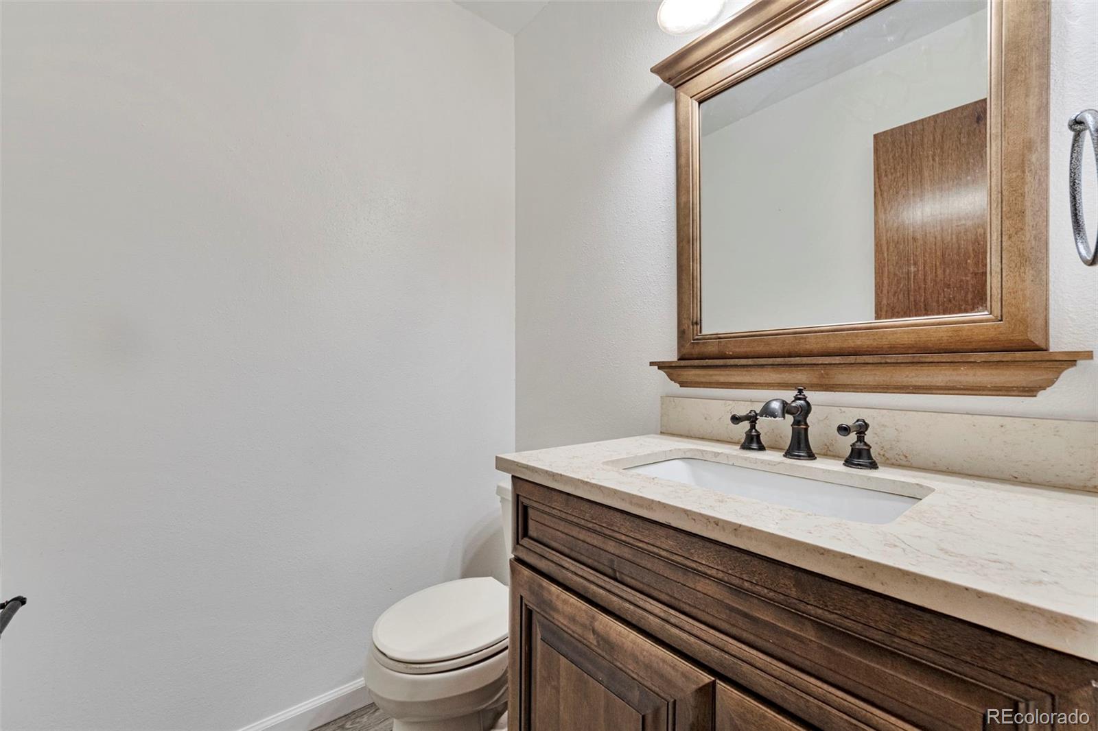 MLS Image #6 for 3136 s cathay circle,aurora, Colorado