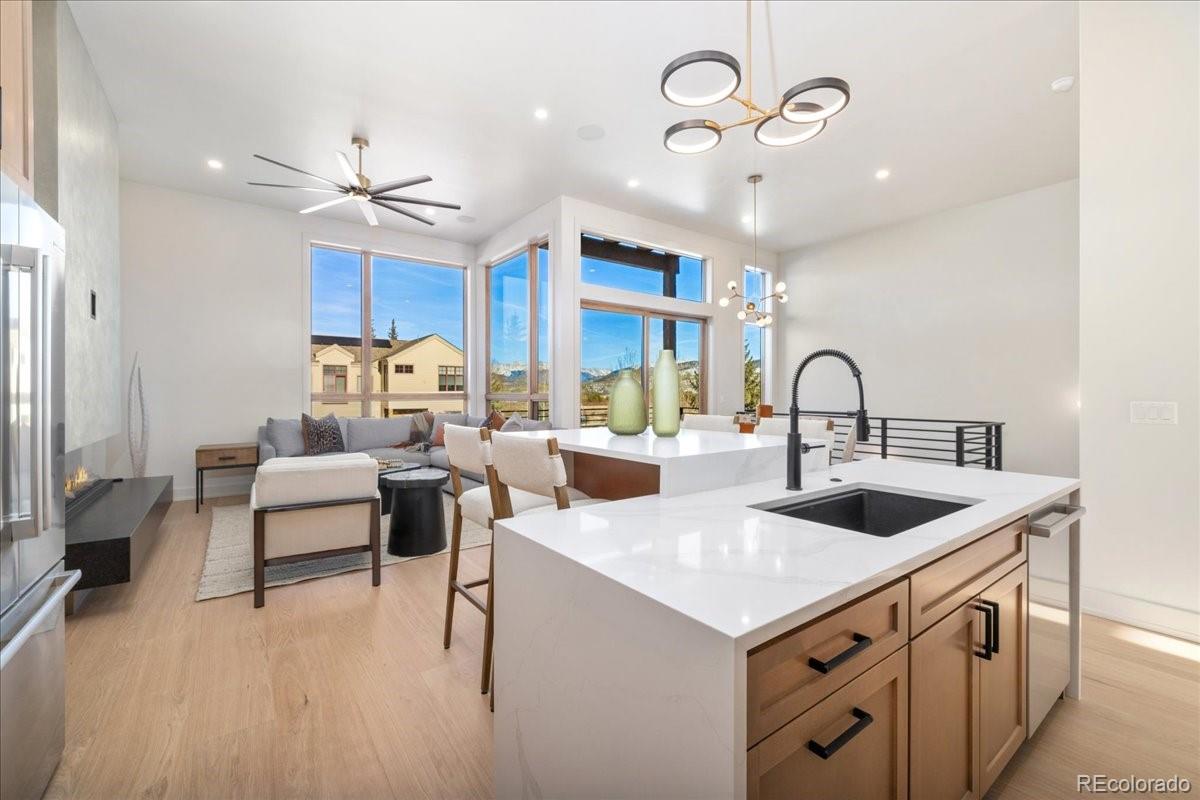 MLS Image #11 for 909  lakepoint circle,frisco, Colorado