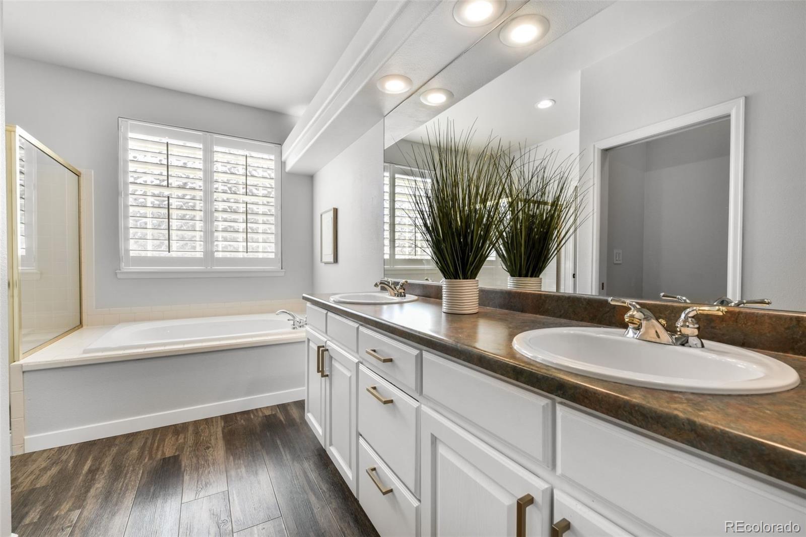 MLS Image #13 for 3215  hollycrest drive,colorado springs, Colorado