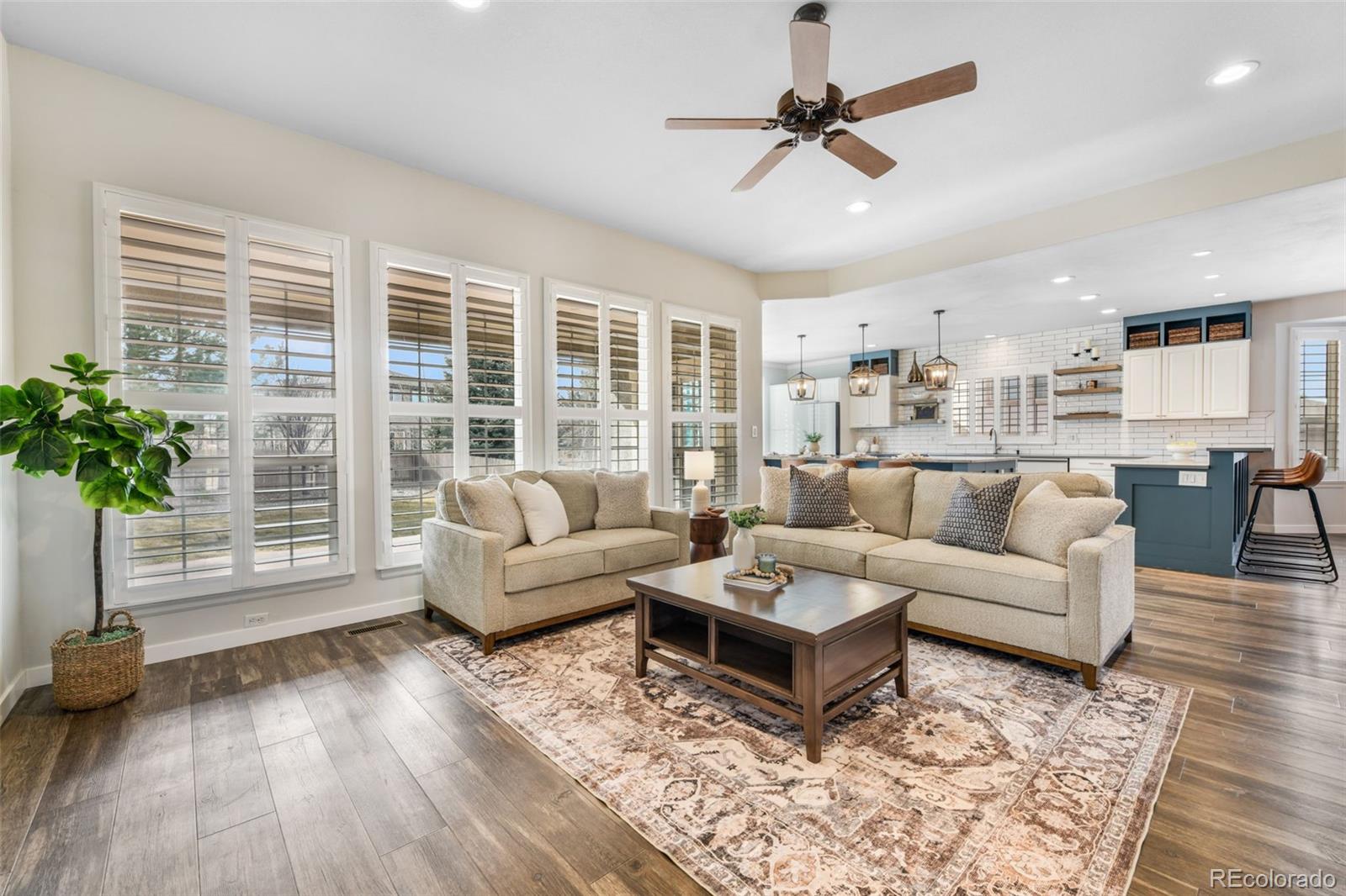 MLS Image #2 for 3215  hollycrest drive,colorado springs, Colorado