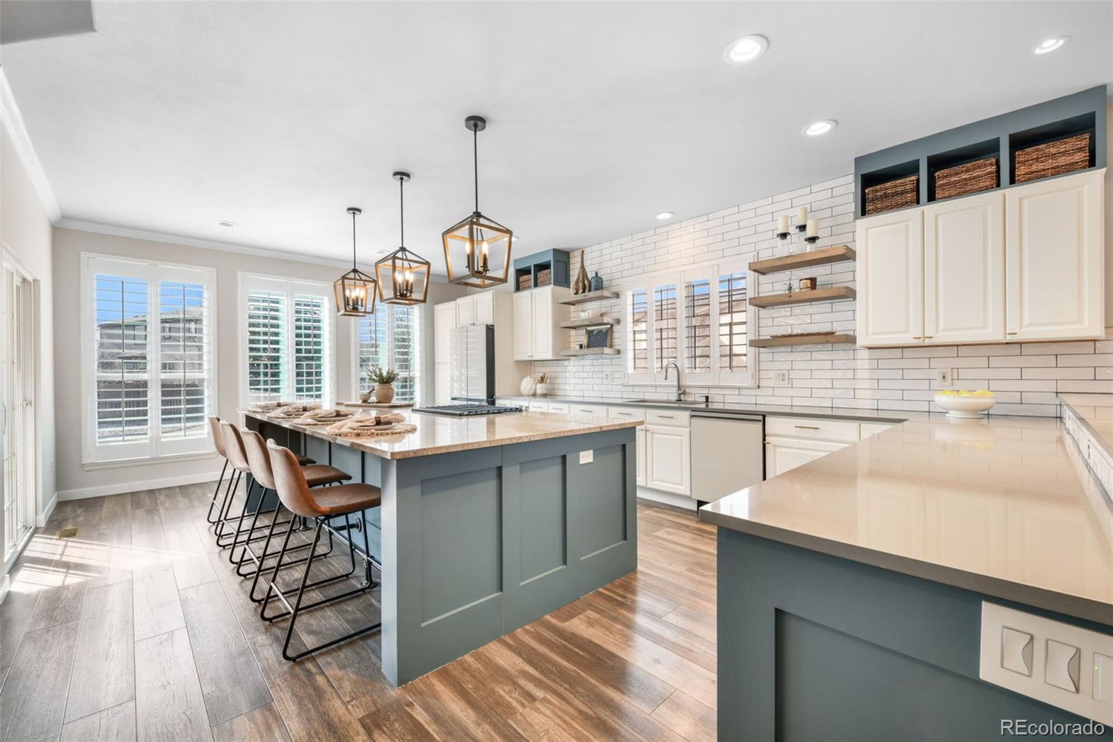 MLS Image #6 for 3215  hollycrest drive,colorado springs, Colorado