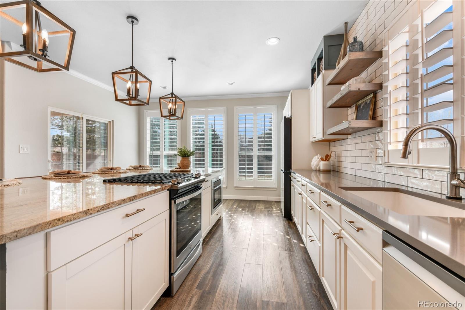 MLS Image #9 for 3215  hollycrest drive,colorado springs, Colorado