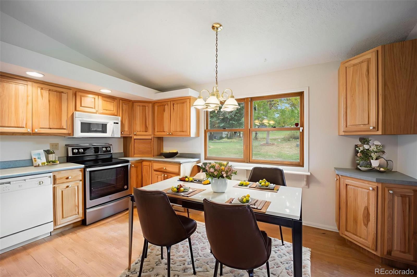 MLS Image #9 for 4615 n enchanted circle,colorado springs, Colorado