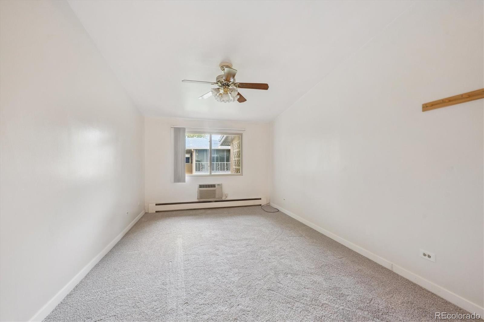 MLS Image #8 for 675 s clinton street 4b,denver, Colorado
