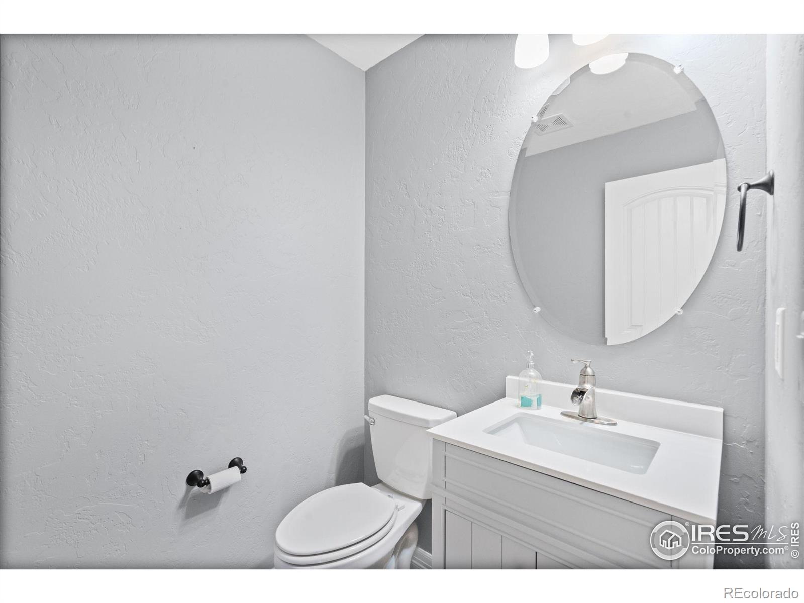MLS Image #11 for 685  biscayne court,berthoud, Colorado