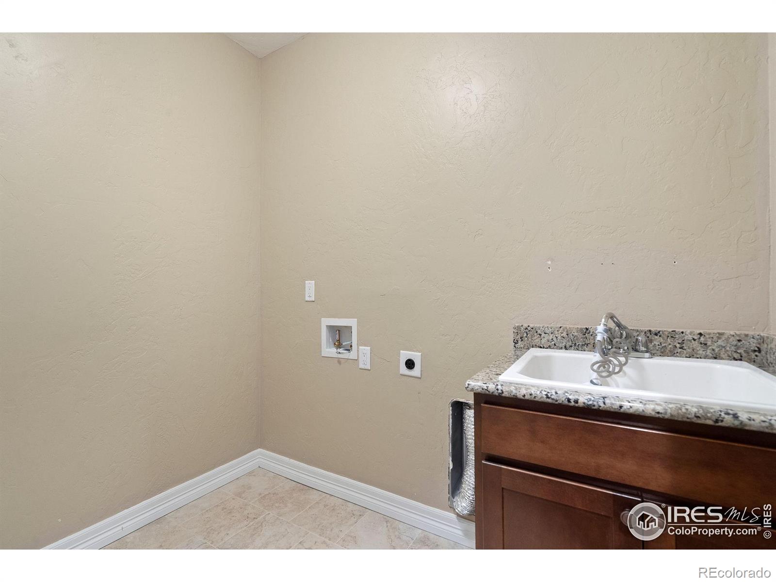 MLS Image #45 for 685  biscayne court,berthoud, Colorado