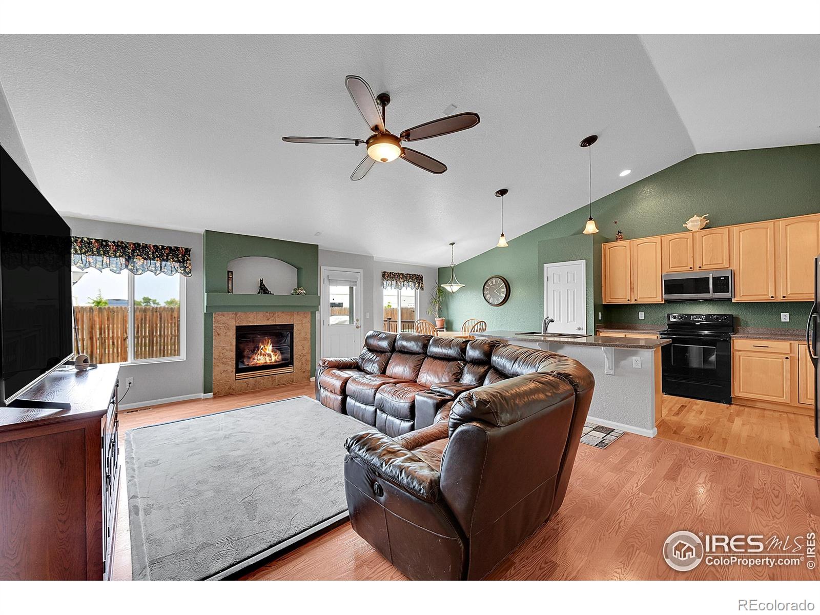 MLS Image #6 for 5727  hickory circle,frederick, Colorado
