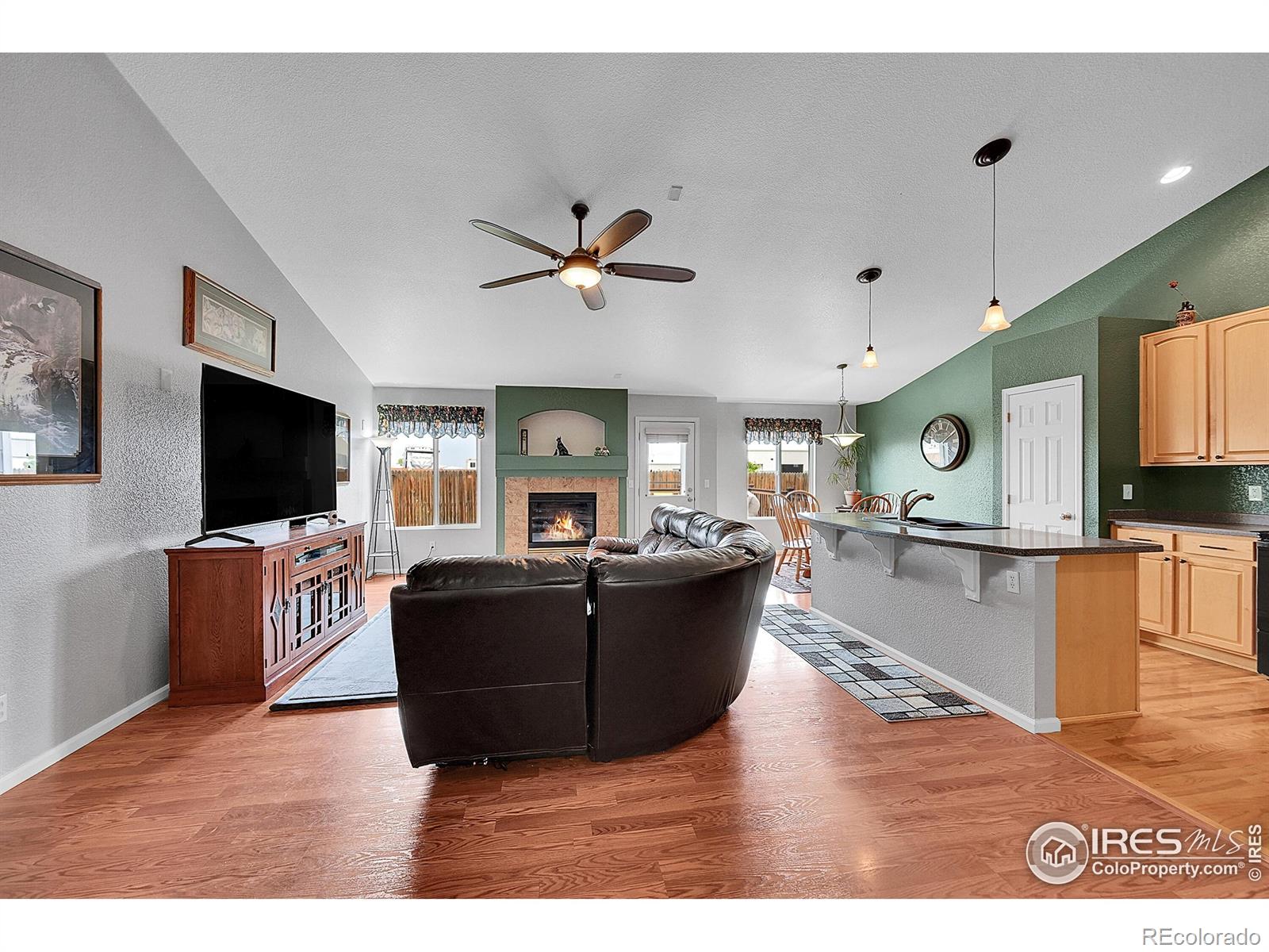 MLS Image #8 for 5727  hickory circle,frederick, Colorado