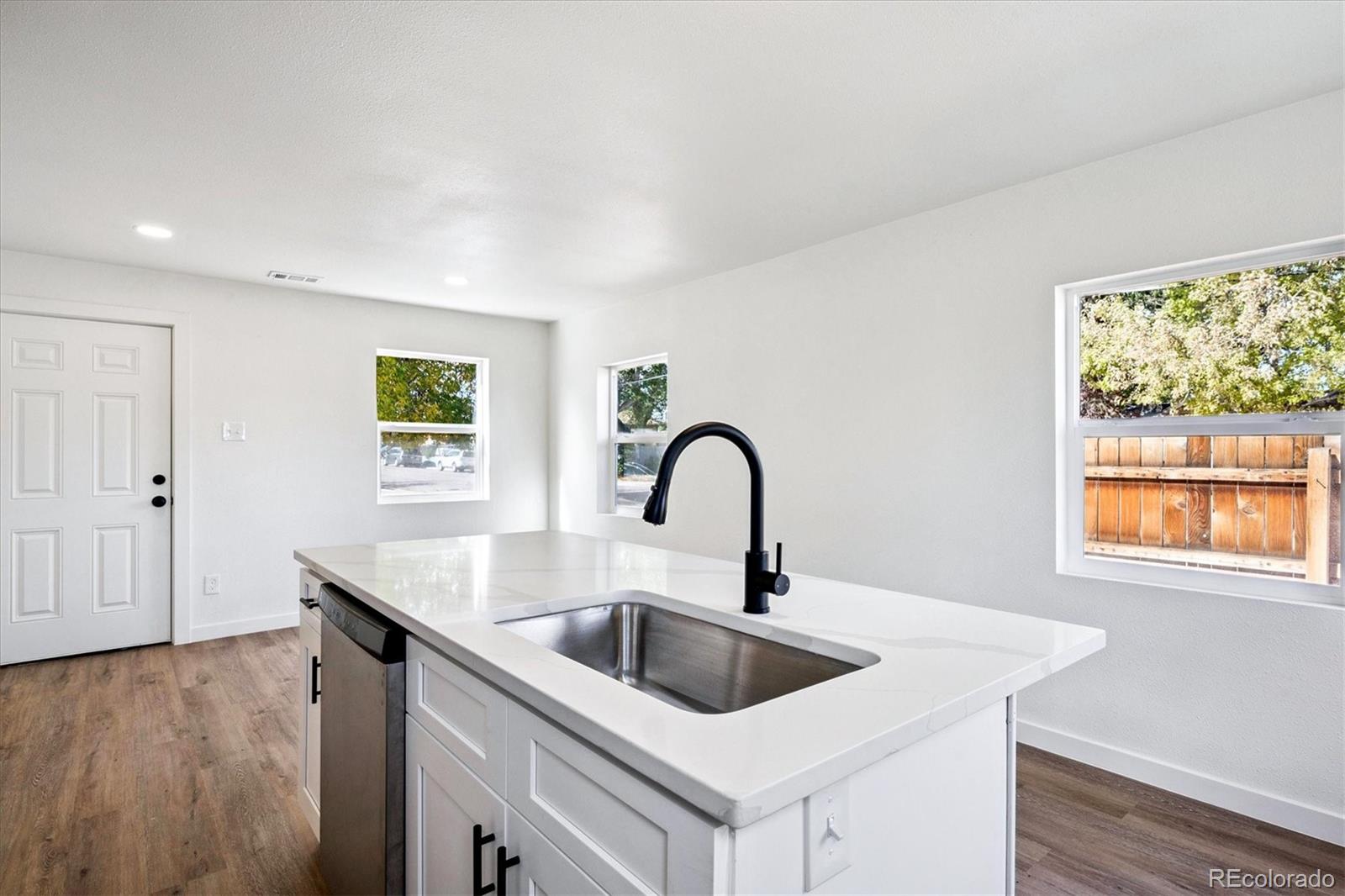 MLS Image #11 for 352 s stuart street,denver, Colorado