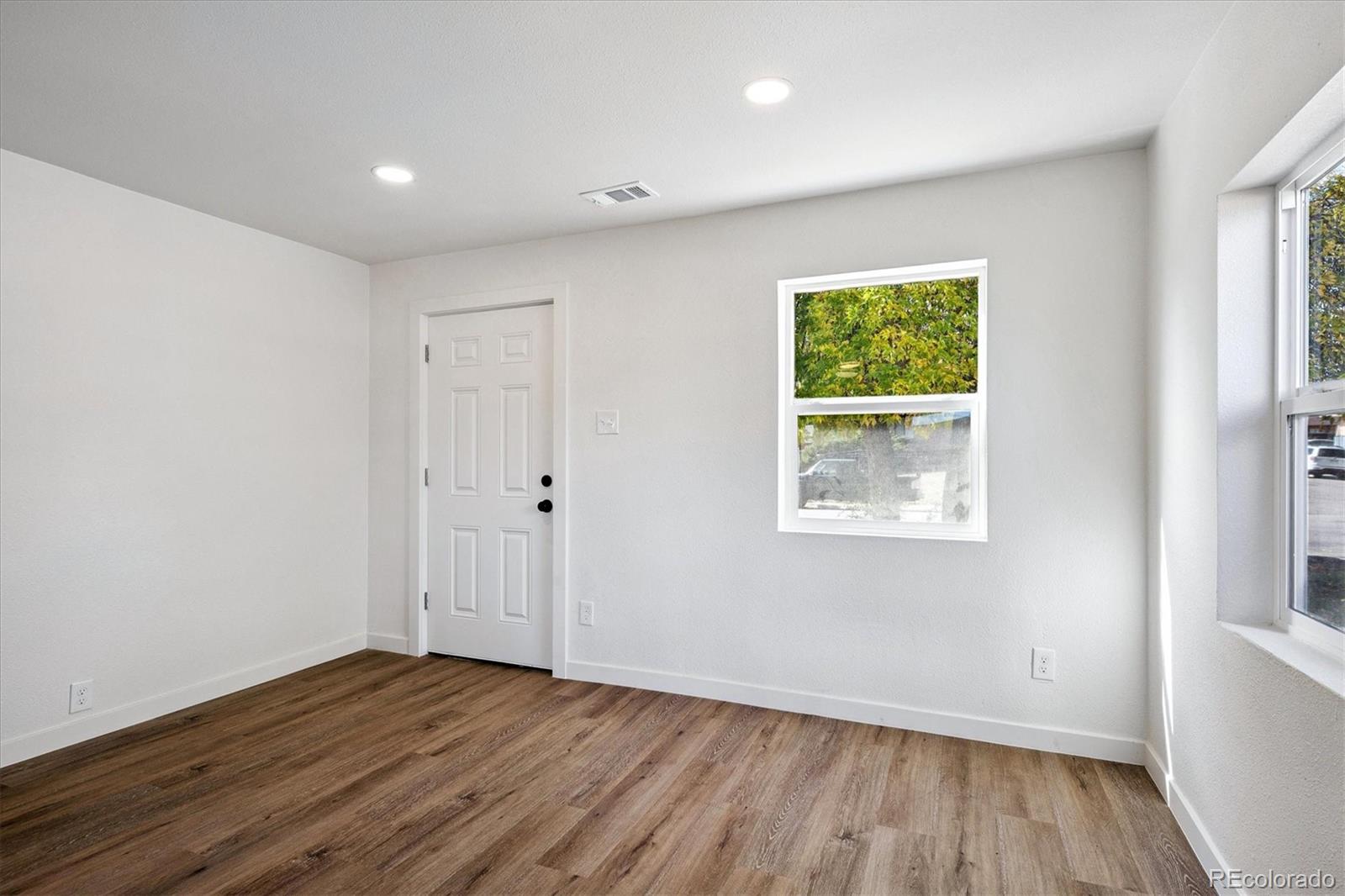 MLS Image #6 for 352 s stuart street,denver, Colorado