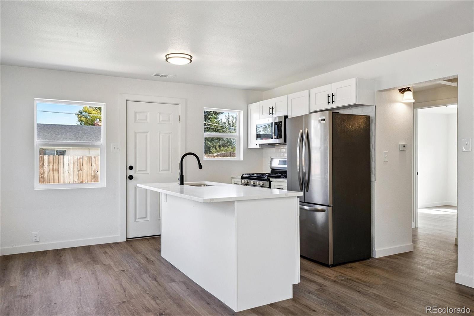 MLS Image #7 for 352 s stuart street,denver, Colorado
