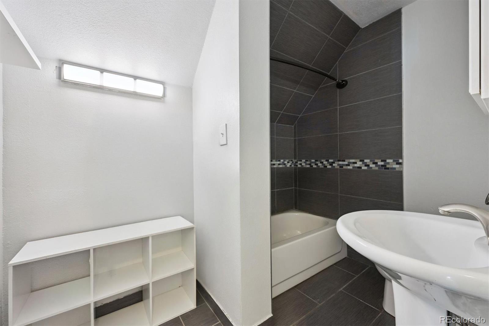 MLS Image #19 for 841  lipan street,denver, Colorado