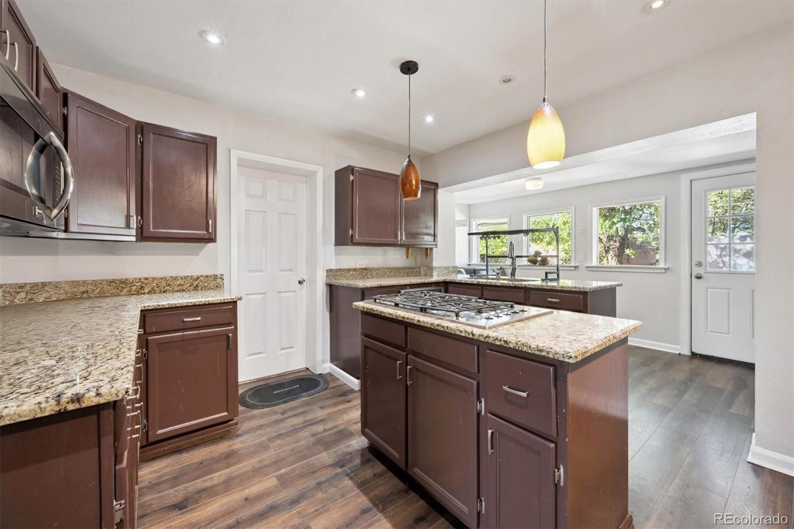 MLS Image #7 for 841  lipan street,denver, Colorado