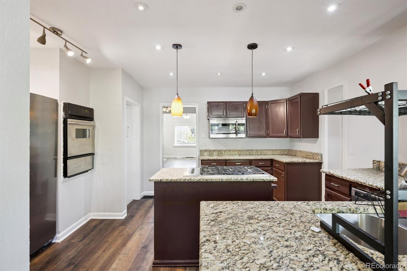 MLS Image #9 for 841  lipan street,denver, Colorado