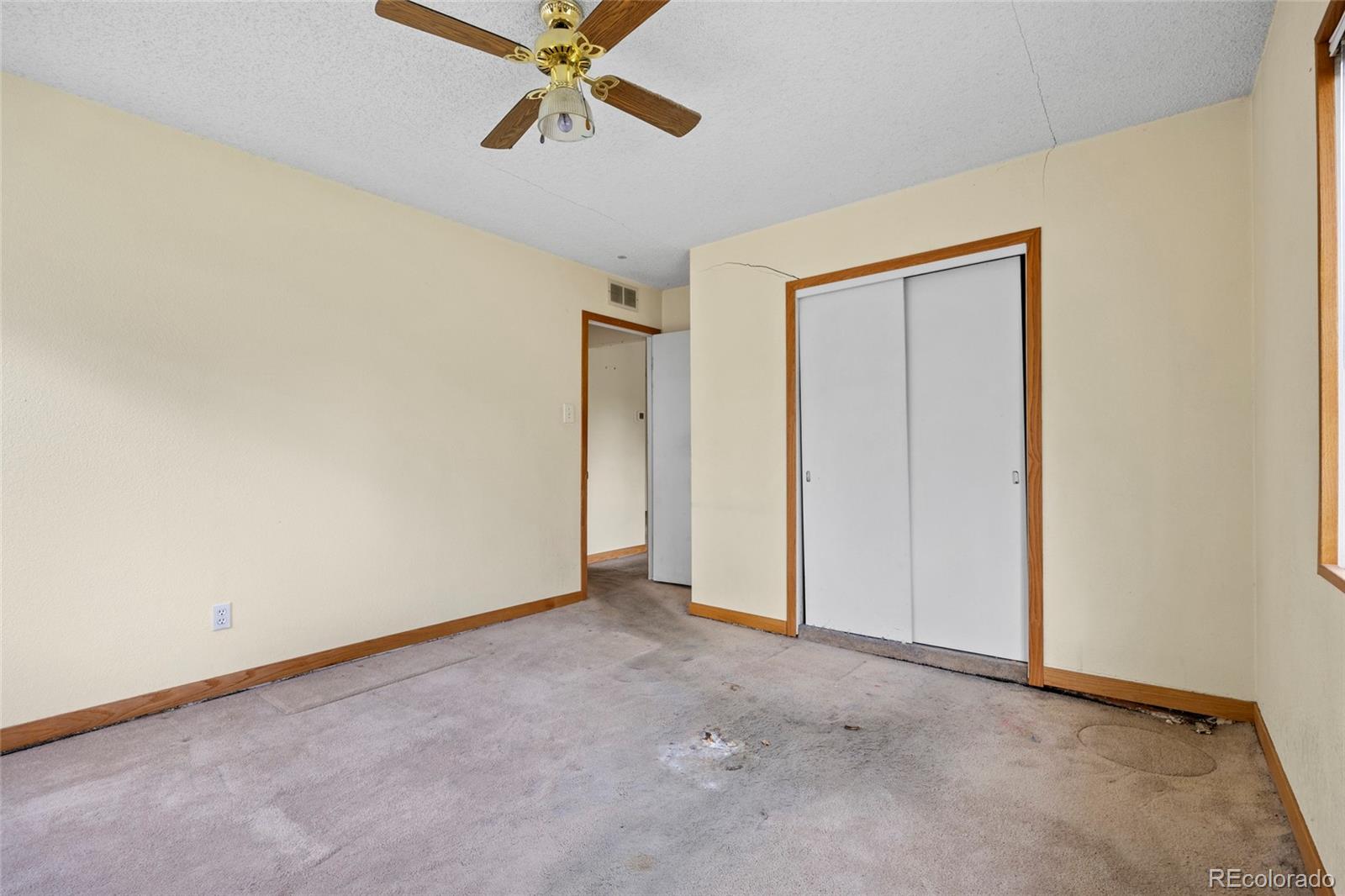 MLS Image #10 for 3061 s dahlia street,denver, Colorado