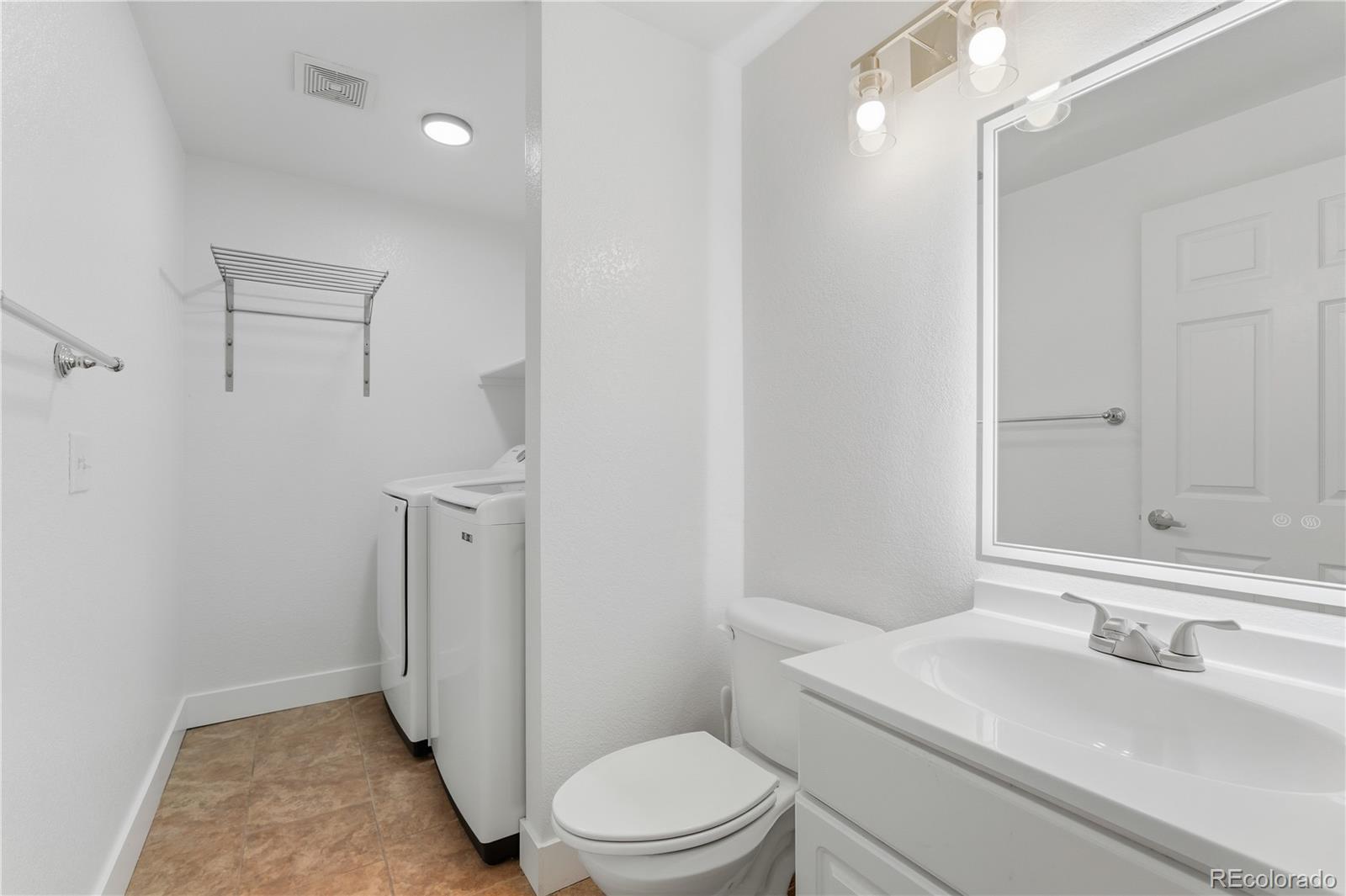 MLS Image #12 for 5315 s valdai street,aurora, Colorado