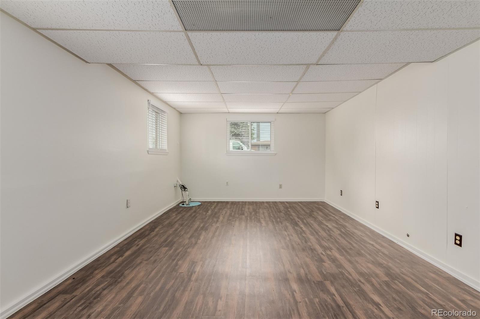 MLS Image #26 for 930  oak street,lakewood, Colorado