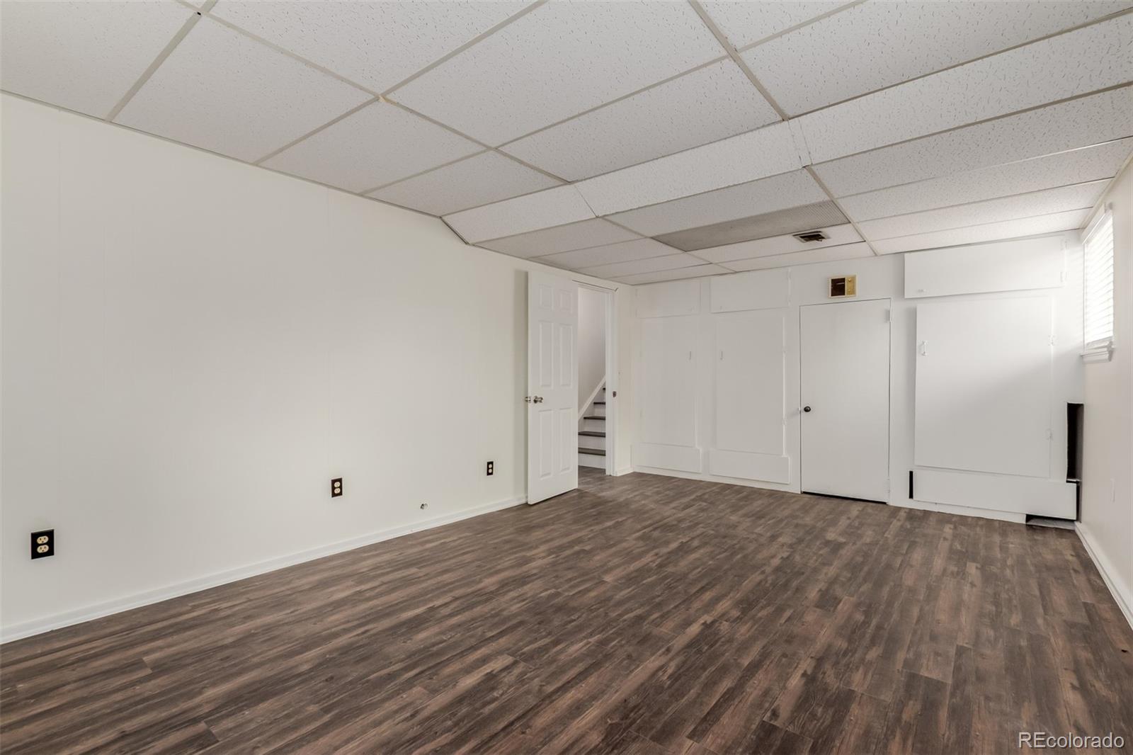 MLS Image #28 for 930  oak street,lakewood, Colorado