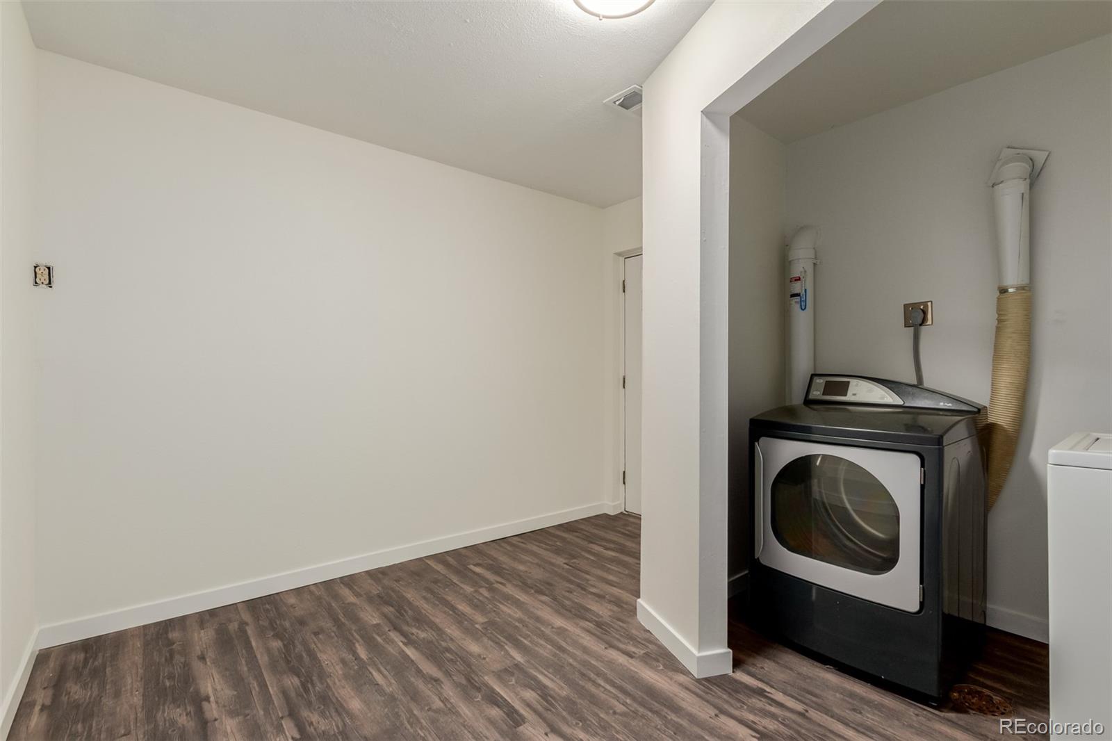 MLS Image #30 for 930  oak street,lakewood, Colorado