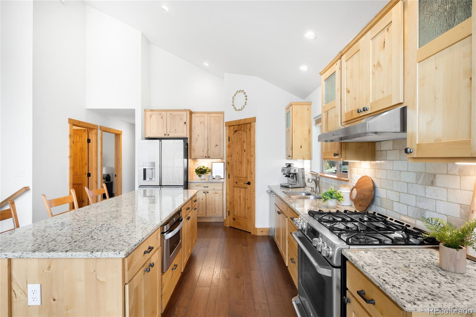 MLS Image #10 for 10248 s turkey creek road,morrison, Colorado