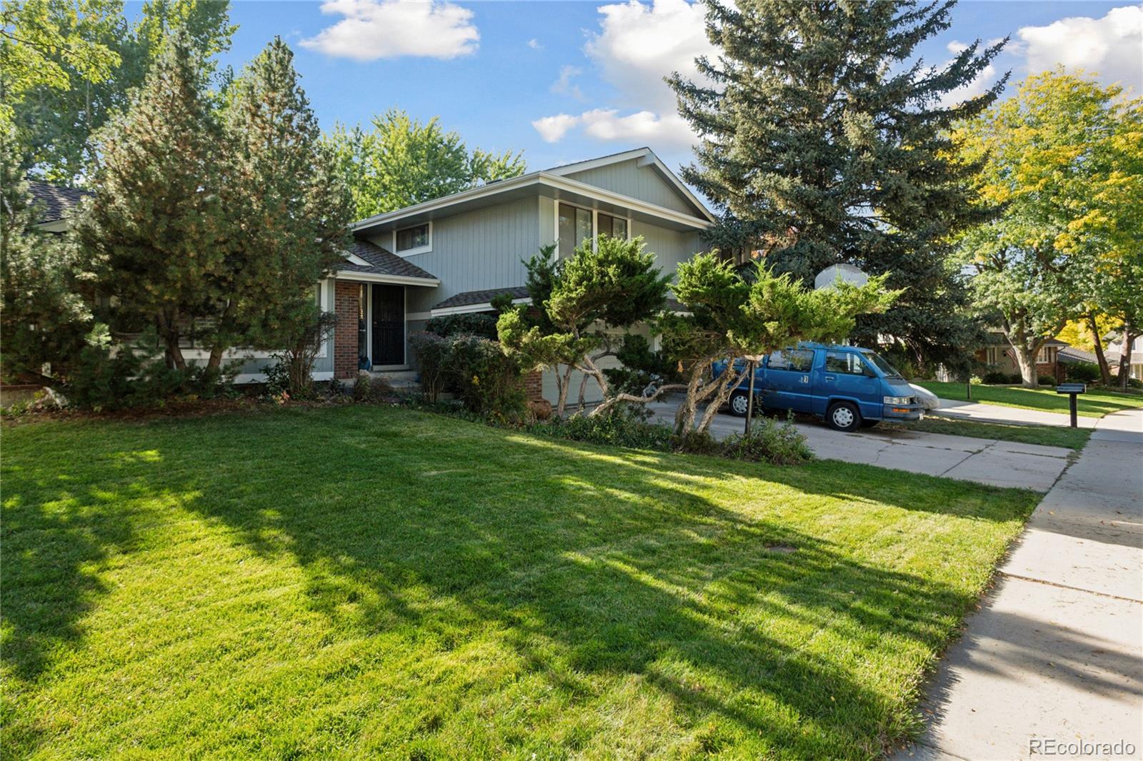 MLS Image #1 for 6121 s forest court,centennial, Colorado