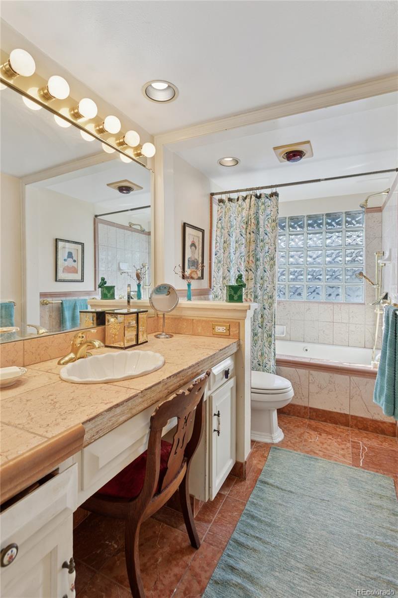 MLS Image #14 for 6121 s forest court,centennial, Colorado