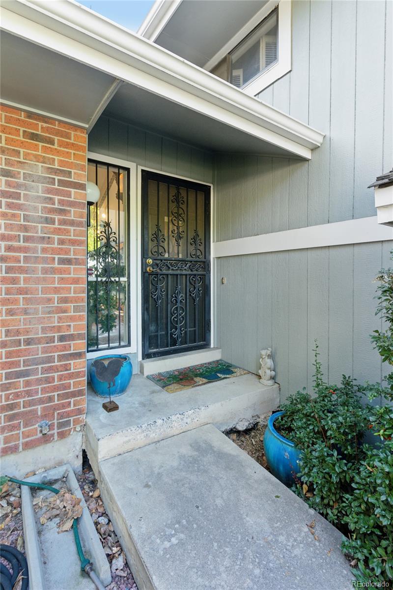 MLS Image #4 for 6121 s forest court,centennial, Colorado