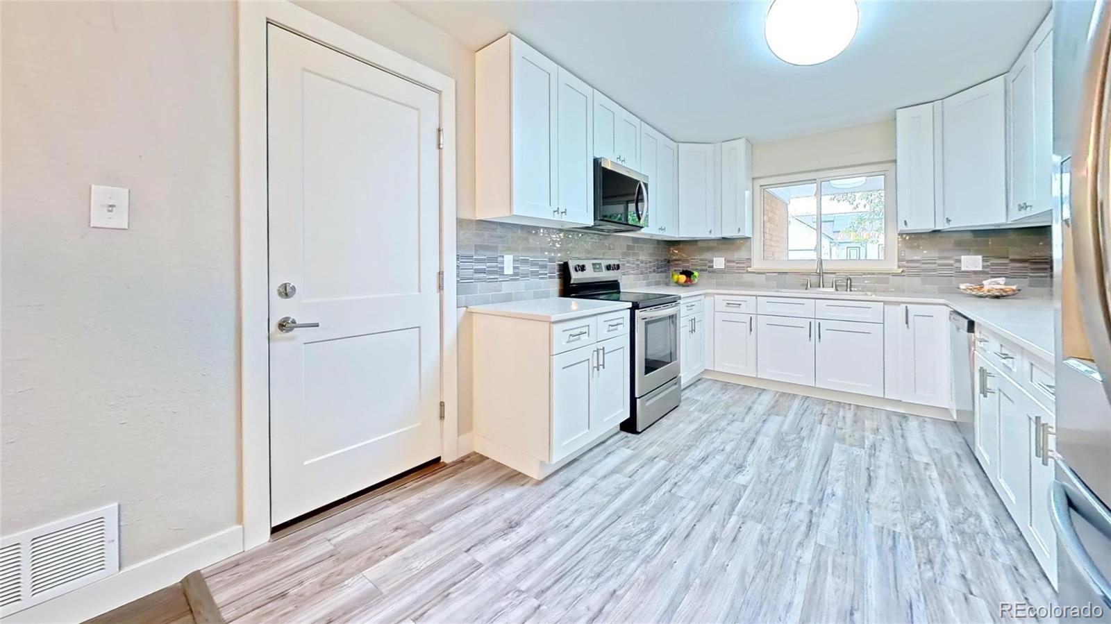 MLS Image #1 for 3097  cimarron street,aurora, Colorado