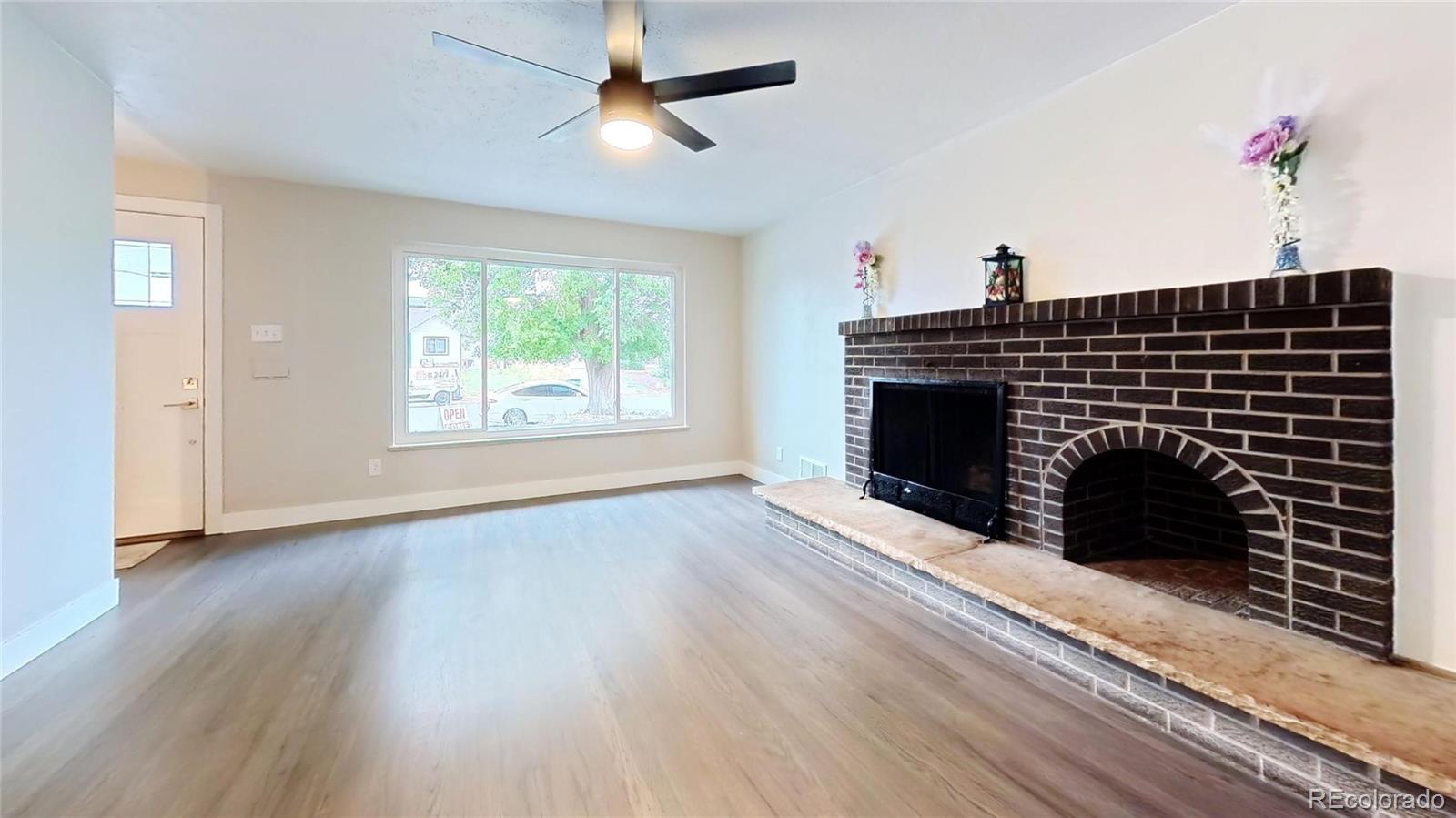 MLS Image #3 for 3097  cimarron street,aurora, Colorado