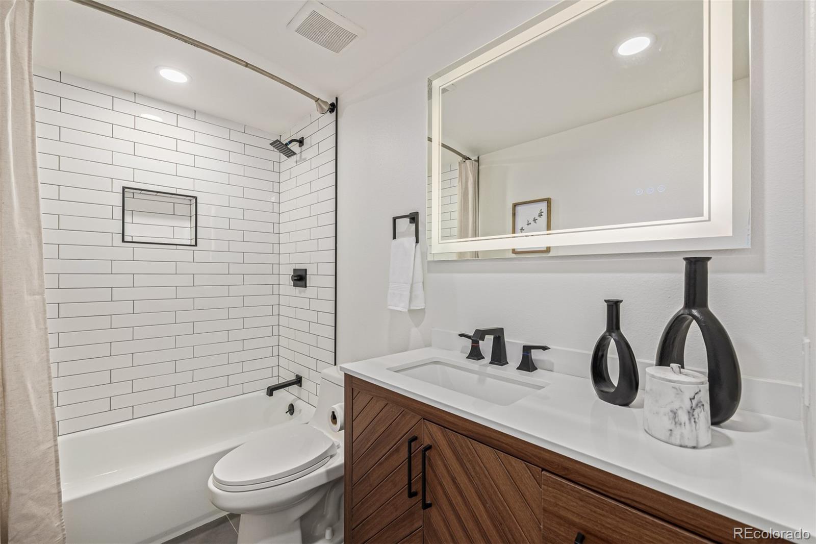 MLS Image #13 for 6703 s locust court,centennial, Colorado