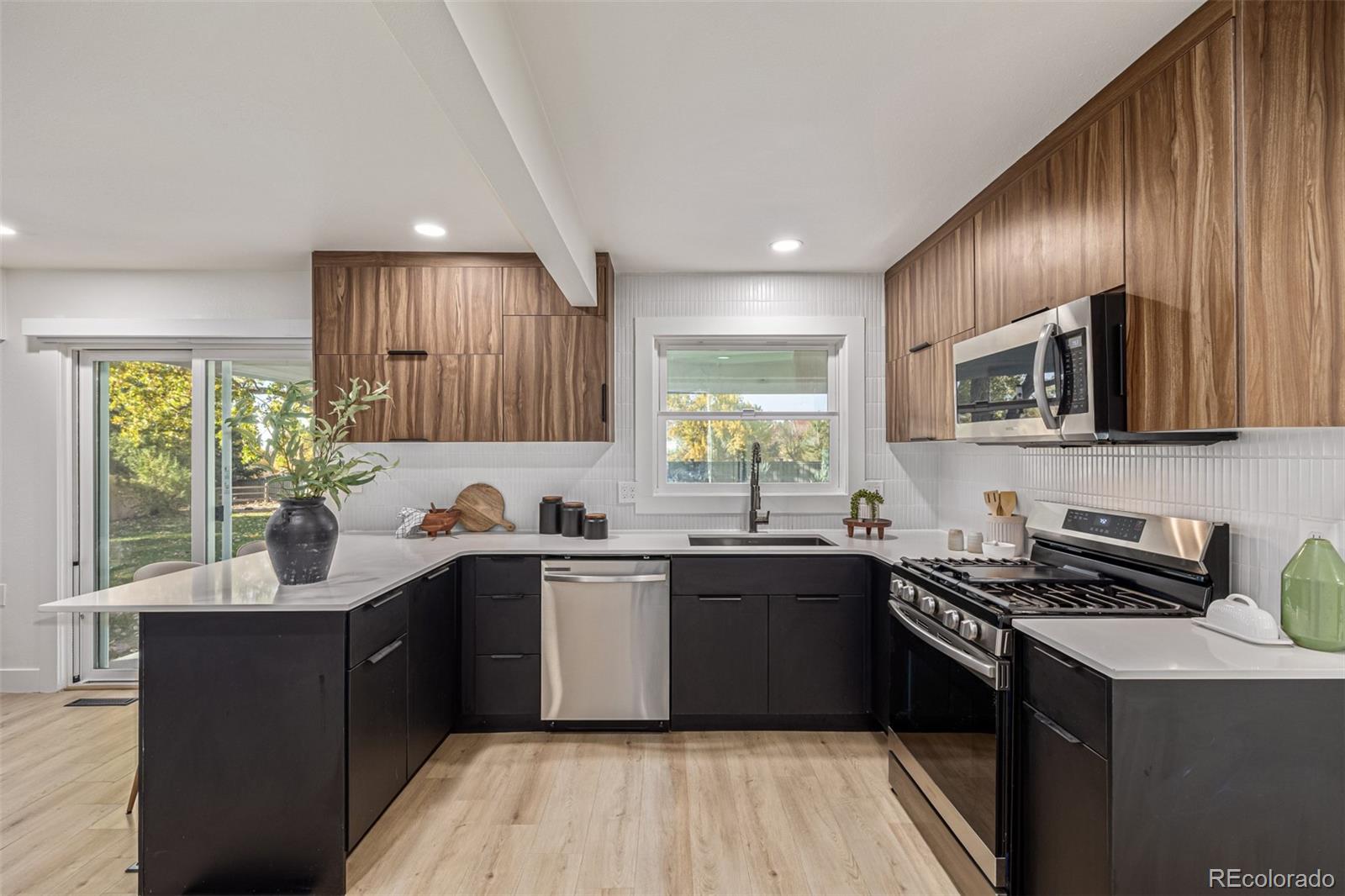 MLS Image #6 for 6703 s locust court,centennial, Colorado